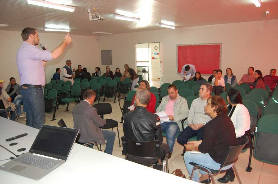 Comércio e serviços é o eixo prioritário escolhido no Mapa de Oportunidades em Anaurilândia