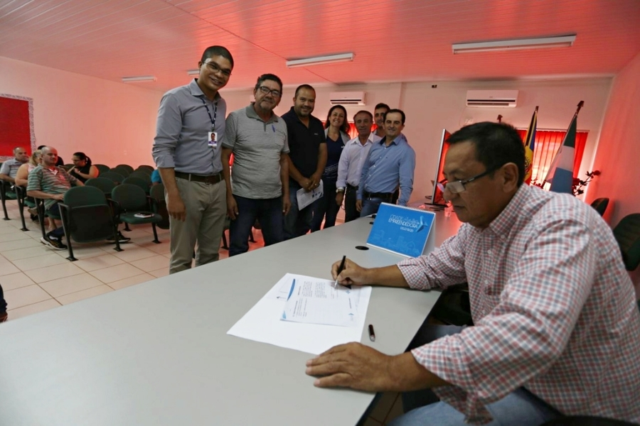 Município de Anaurilândia adere ao programa Cidade Empreendedora