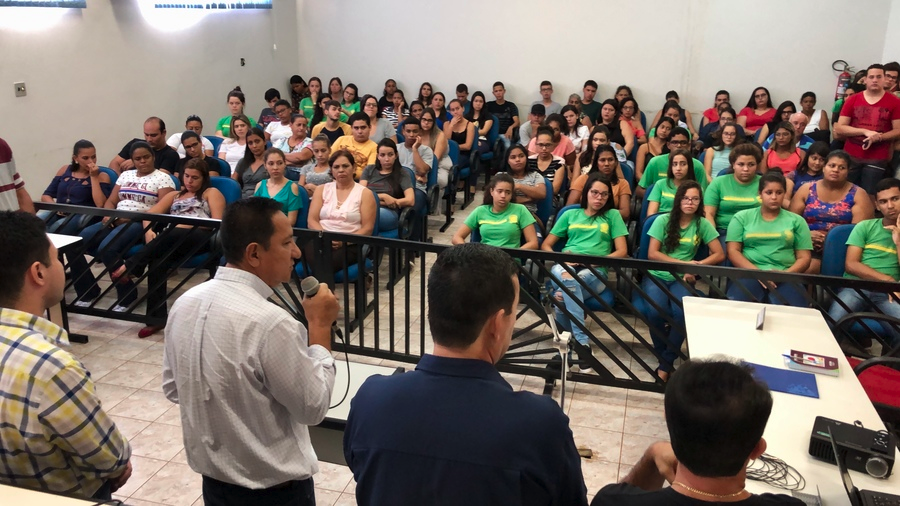 Com foco no primeiro emprego, prefeito de Anaurilândia dá boas-vindas para 100 estagiários que vão atuar no município