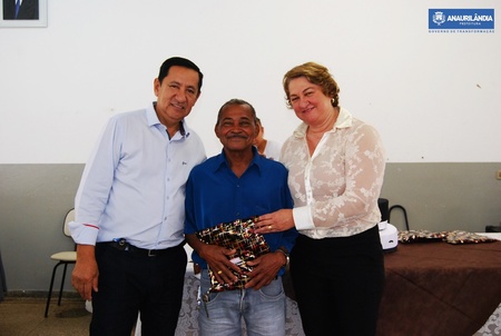 CONVIVER DE ANAURILÂNDIA COMEMORA DIA DOS PAIS