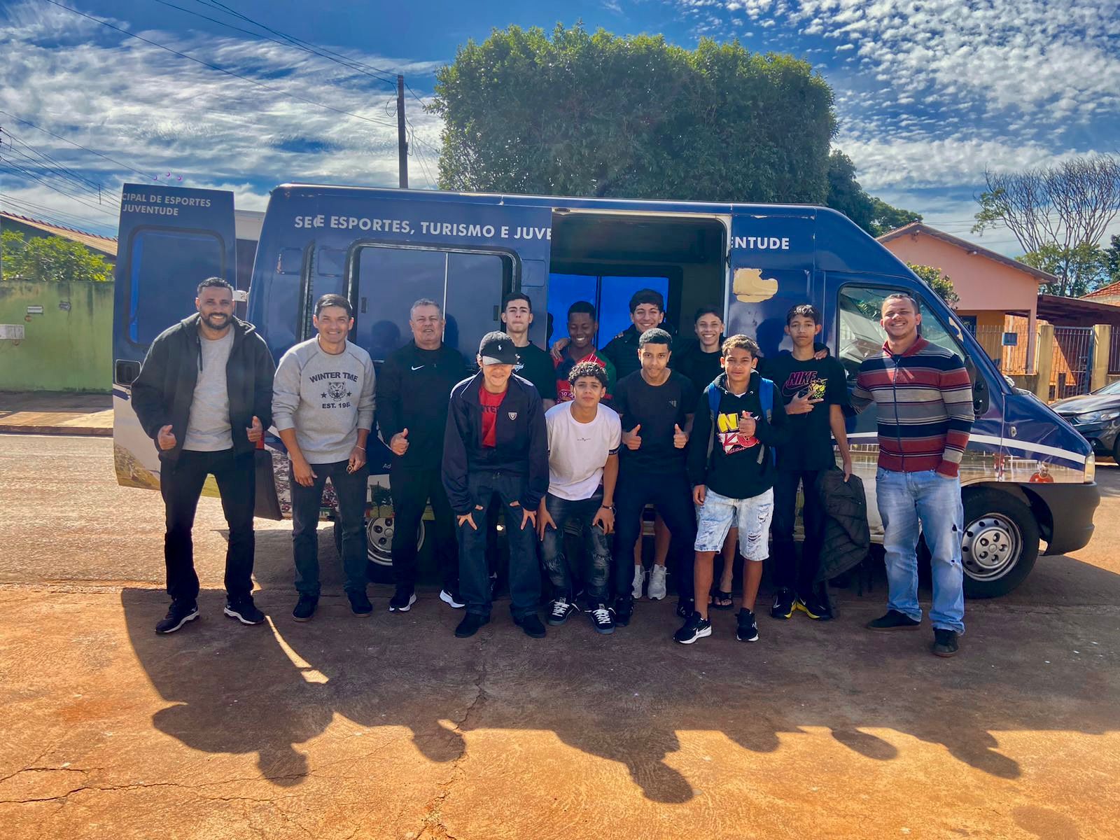 Anaurilândia marca presença em torneio regional de futsal no Paraná