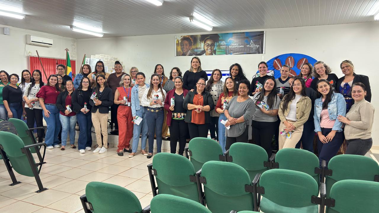 Prefeitura de Anaurilândia promove capacitação para atendentes infantis da rede municipal de ensino