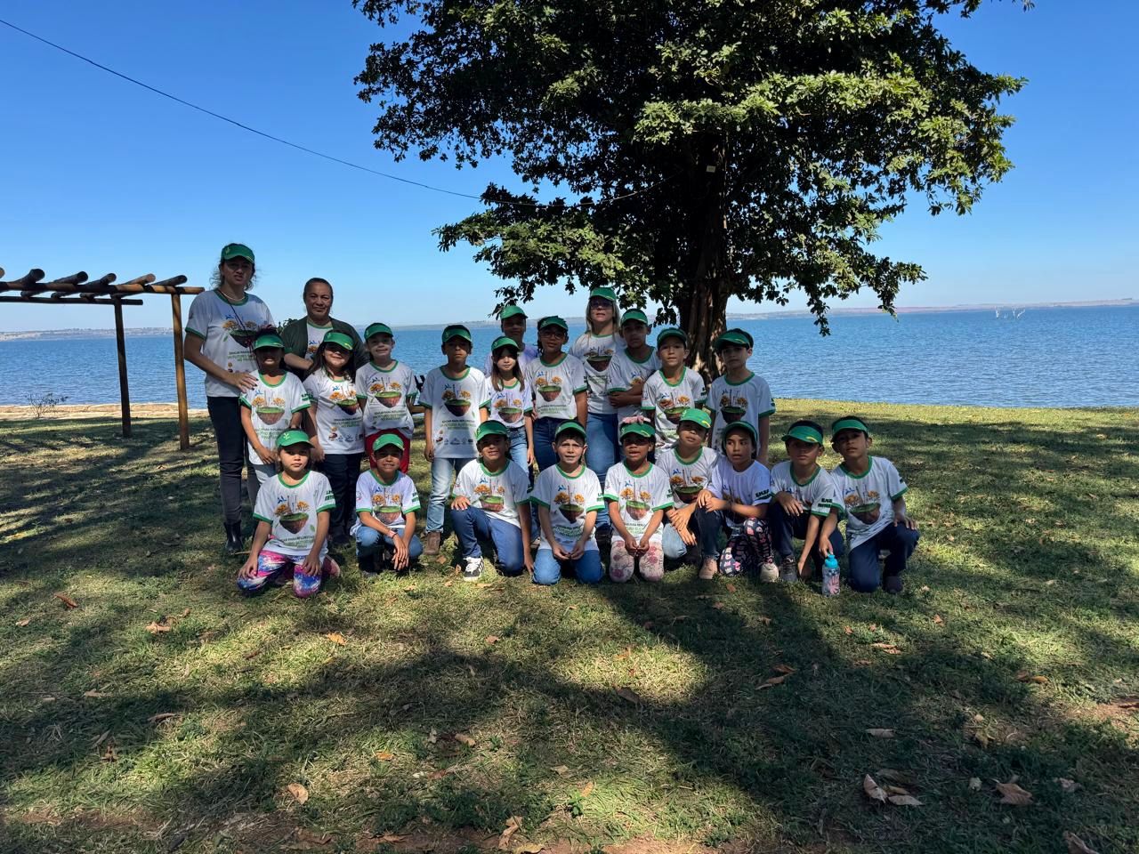Alunos vivenciam experiência prática de educação ambiental no projeto “Educar para Reflorestar: um futuro sustentável no Pantanal