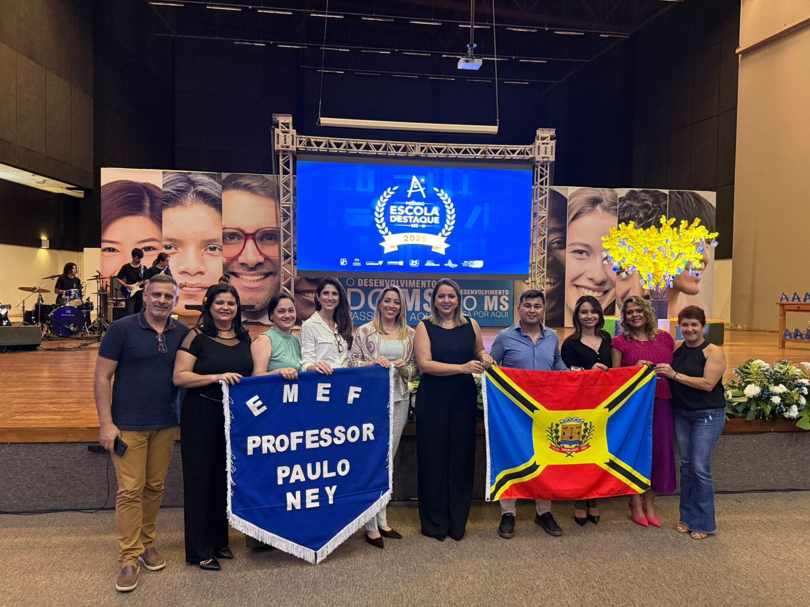 Escola Municipal Professor Paulo Ney é reconhecida entre as 36 melhores de Mato Grosso do Sul no Prêmio Escola Destaque 2025