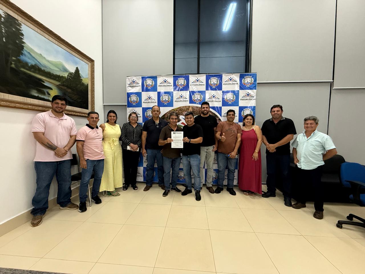 Prefeitura de Anaurilândia encaminha à Câmara Municipal Projeto de Lei que concede Abono Natalino de R$ 500,00 aos Servidores Públicos