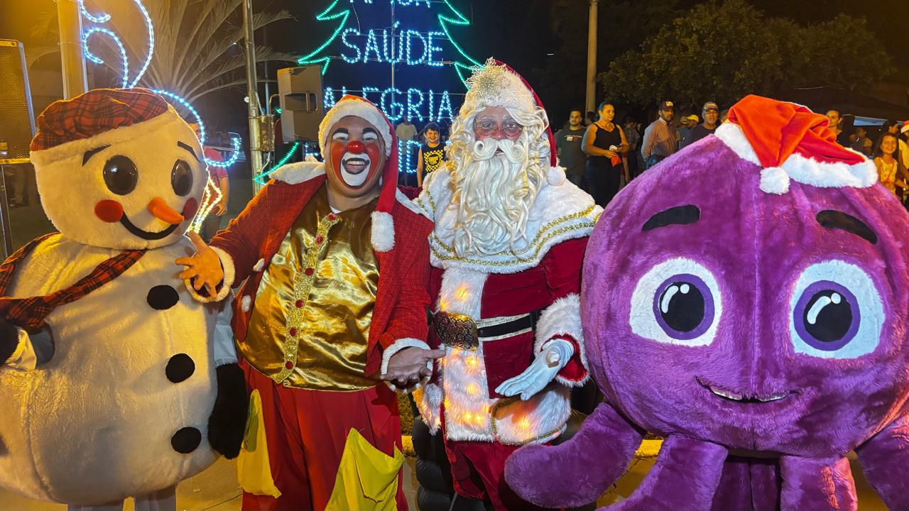 Vila Quebracho recebe pela primeira vez o Natal Luz e vive noite histórica de emoção e encantamento