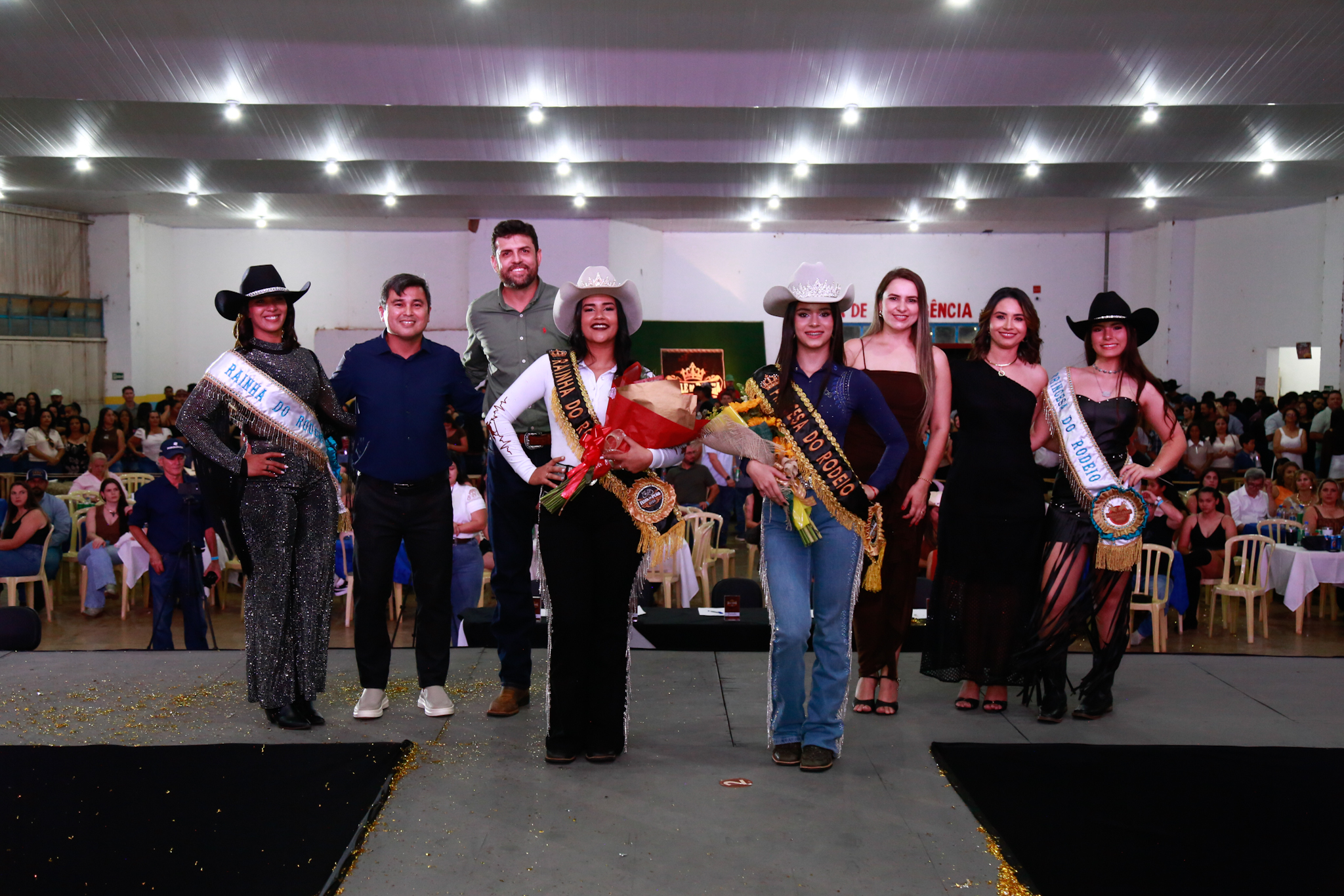 Prefeitura Municipal de Anaurilândia apresenta Rainha e Princesa da Festa do Peão 2026