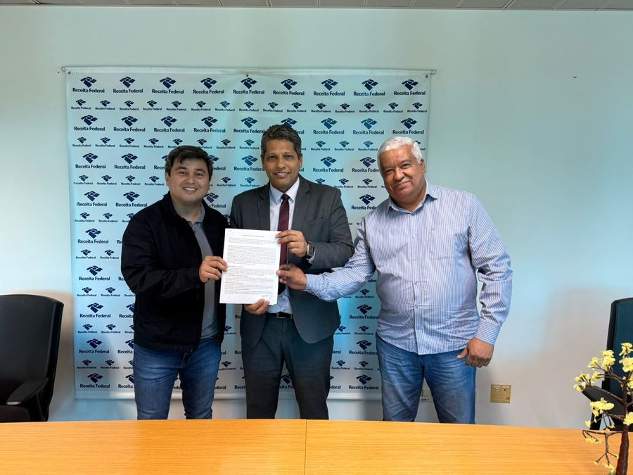 Município firma acordo para implantação de atendimento virtual da Receita Federal